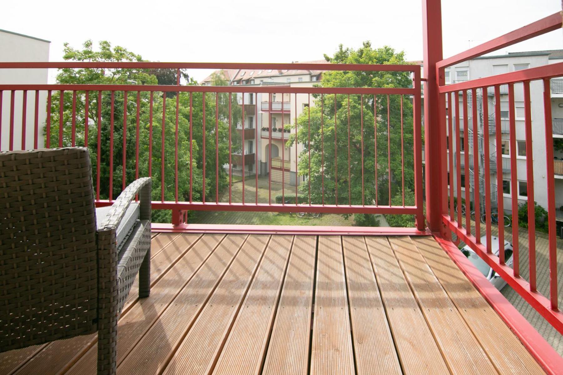 2 Zimmer, Bett Und Schlafsofa, Balkon, Waschmaschine L Лейпциг Екстер'єр фото